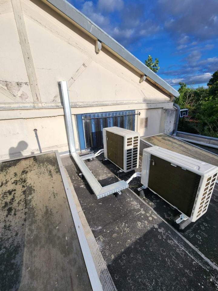 Unité extérieure de climatisation près de Toulouse